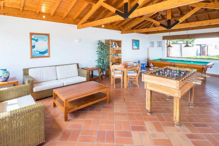 Casa Cahombo