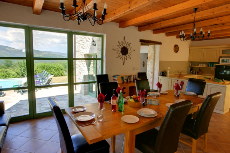 Villa Scarlett