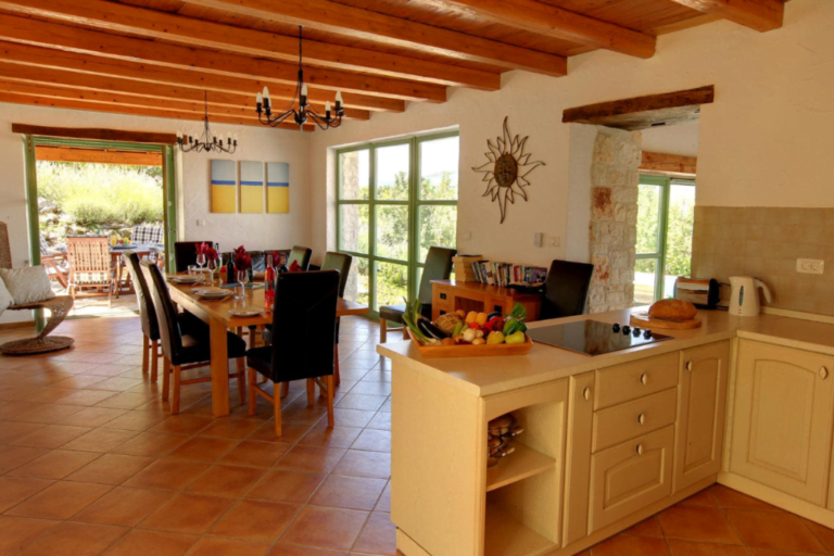 Villa Scarlett