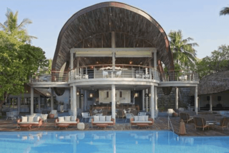 Outrigger Maldives Maafushivaru Resort