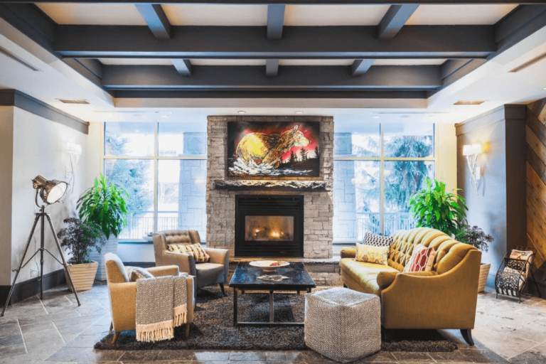 summit lodge boutique hotel