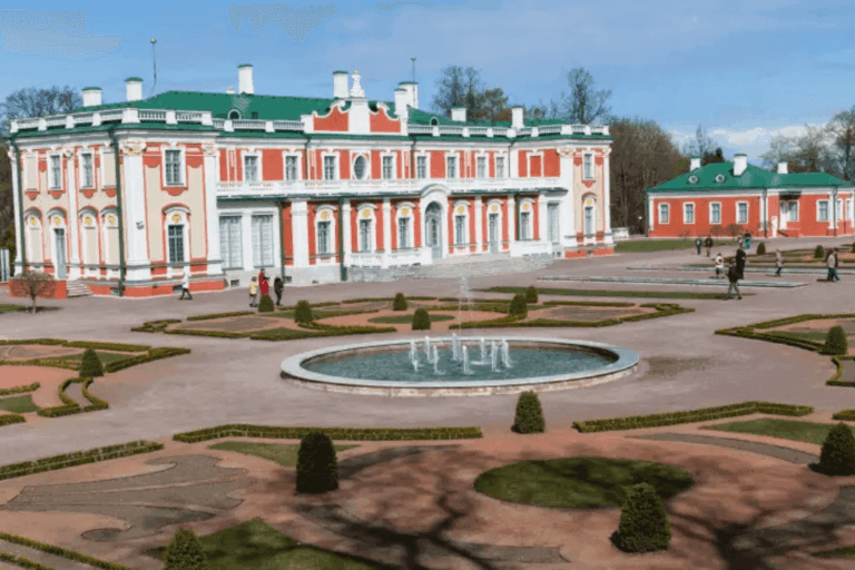 Kadriorg Palace