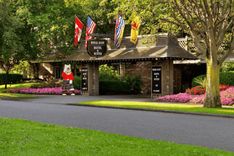 Royal Scot Hotel & Suites - Victoria